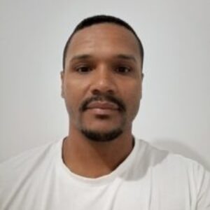 A foto do perfil de macaplanetoutlook-com